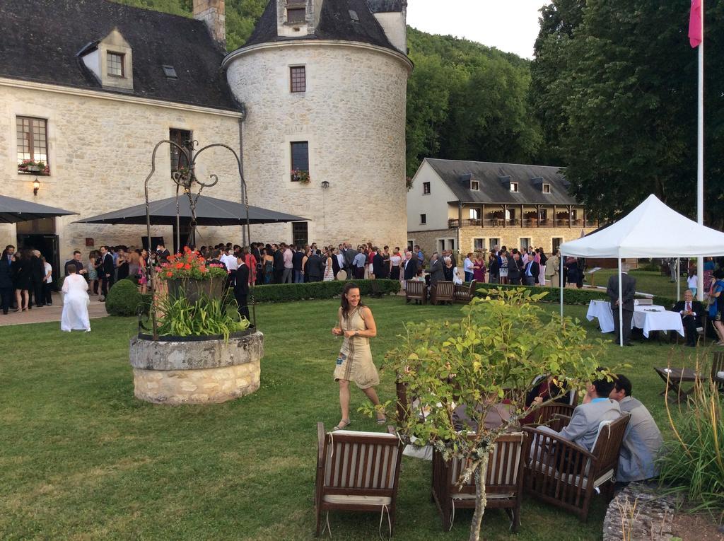 Chateau La Fleunie - Hotel Et Restaurant Tulle Kültér fotó