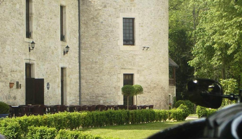 Chateau La Fleunie - Hotel Et Restaurant Tulle Kültér fotó